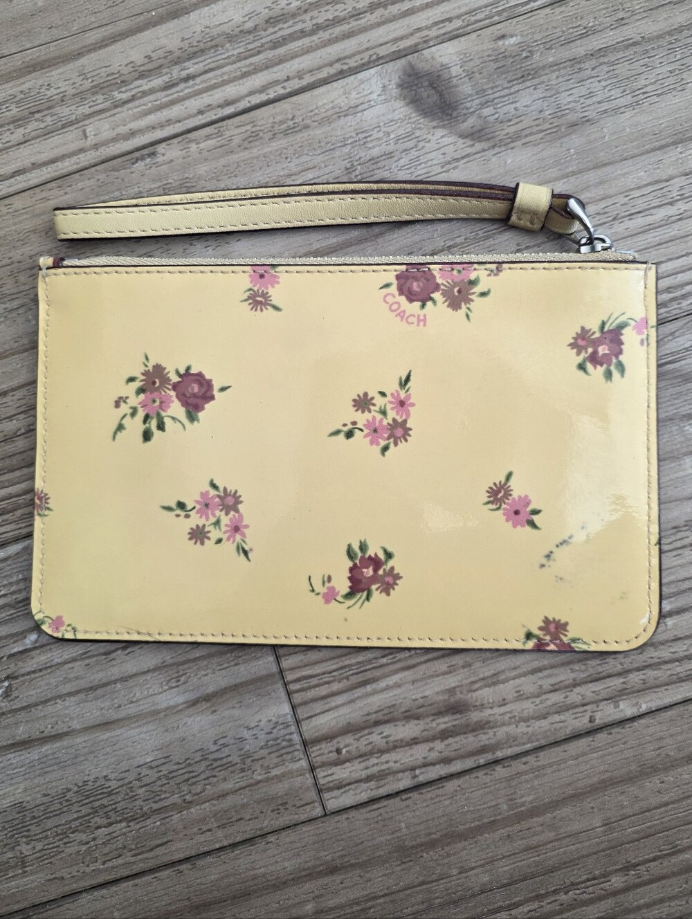 COACH Butter up Floral Wristlet - Picture 5 of 5